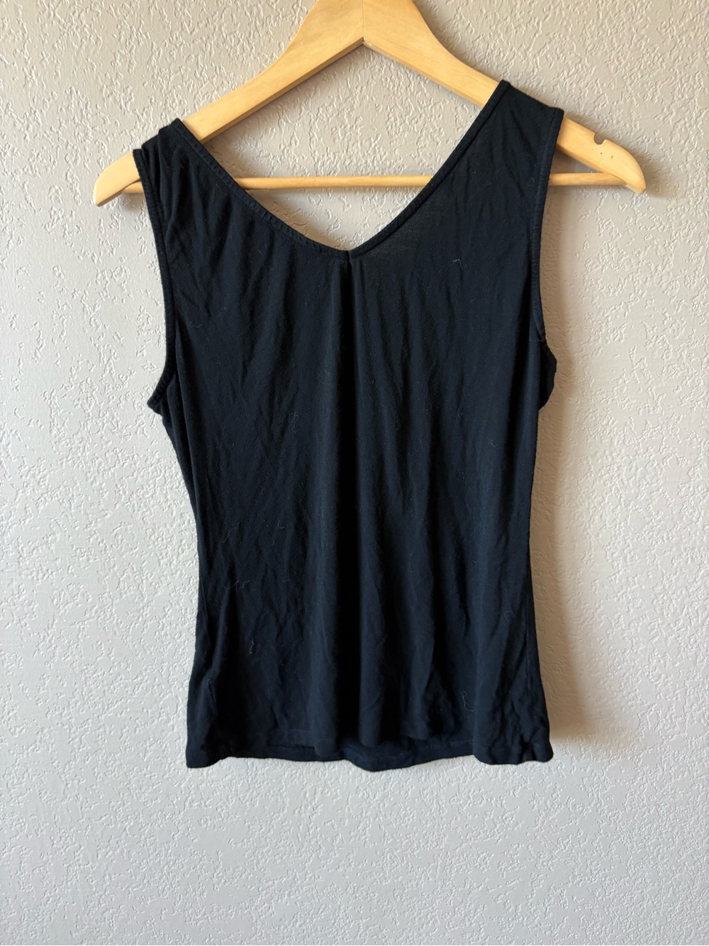 Modcloth Black Tank Top Stretchy V Neck Size Medium Retro 70s 80s - Picture 2 of 6